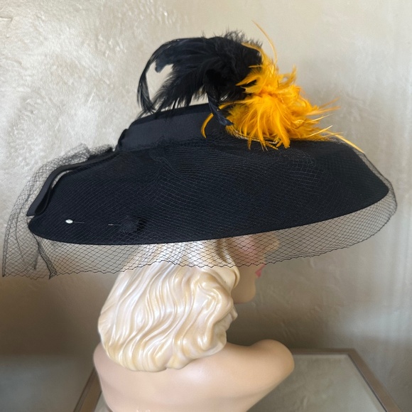 ASTOUNDING BLACK FELT WIDE BRIM HAT WITH BL;ACK & YELLOW FEATHER S main image 7
